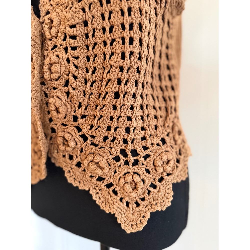 Vtg Handmade Medium Tan Brown Crochet Floral Vest Boho Chic Cottagecore 90s - Picture 4 of 10
